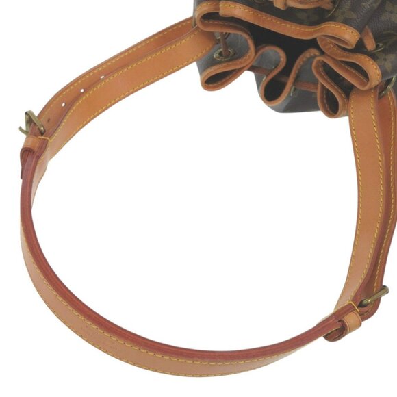 LOUIS VUITTON Brown Monogram Noe Shoulder Bag - Picture 6 of 9
